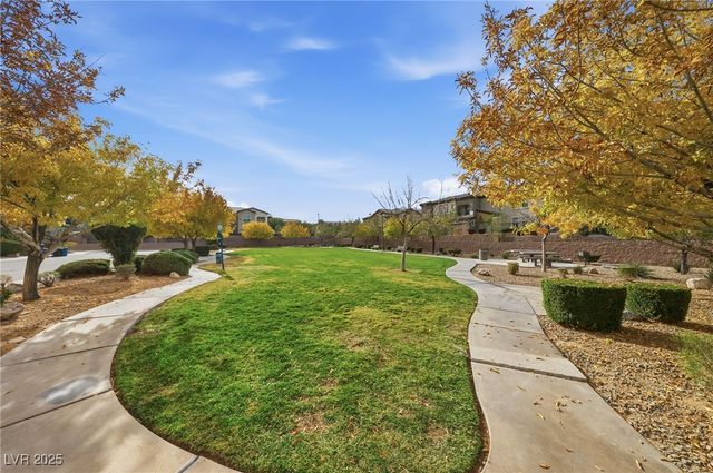 219 Sunset Shower Drive, Henderson, NV 89012