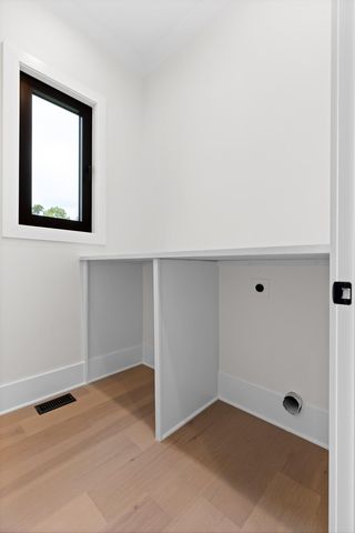 7558 Sawyer Road, Signal Mountain, TN 37377