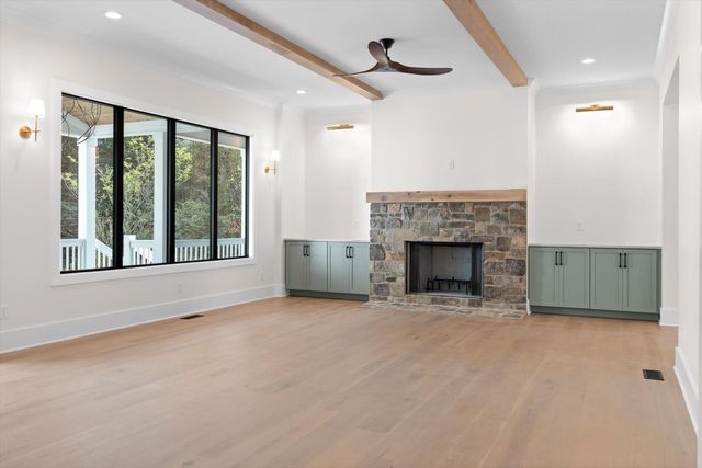 7558 Sawyer Road, Signal Mountain, TN 37377