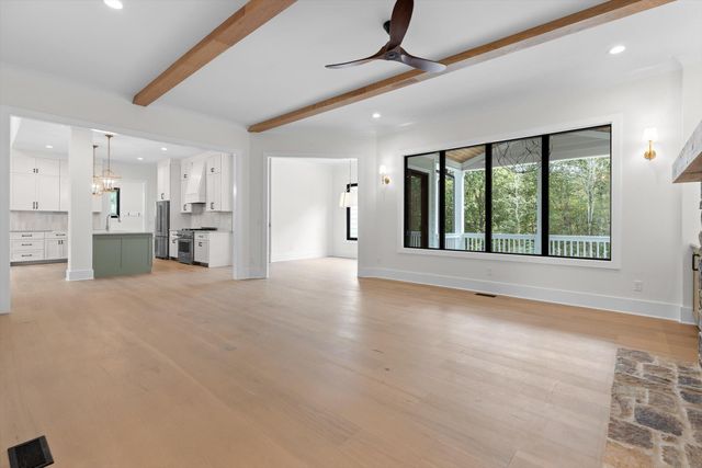 7558 Sawyer Road, Signal Mountain, TN 37377