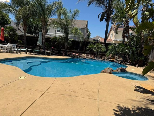 2875 Tango Ln, Brentwood, CA 94513