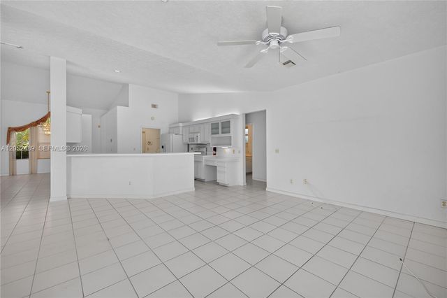 169 SE Whitmore Dr, Port St. Lucie, FL 34984