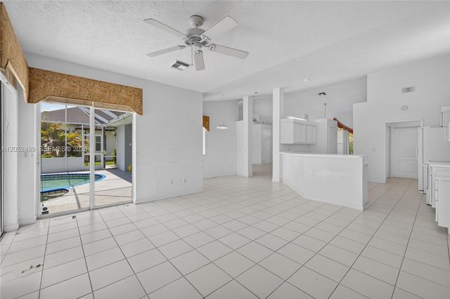 169 SE Whitmore Dr, Port St. Lucie, FL 34984