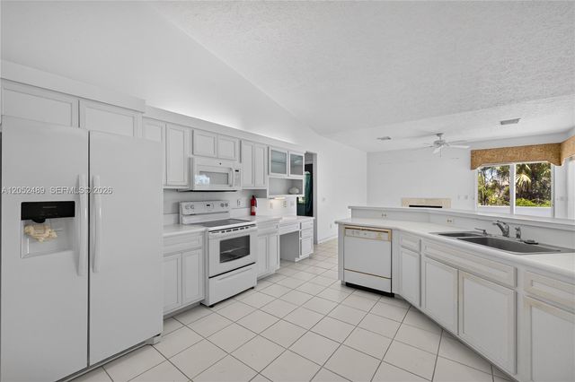 169 SE Whitmore Dr, Port St. Lucie, FL 34984