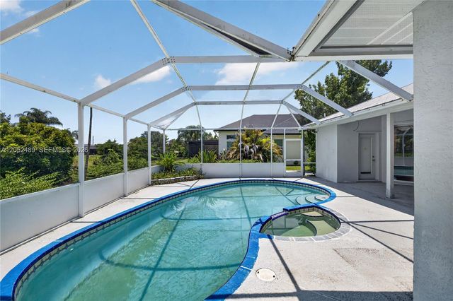 169 SE Whitmore Dr, Port St. Lucie, FL 34984