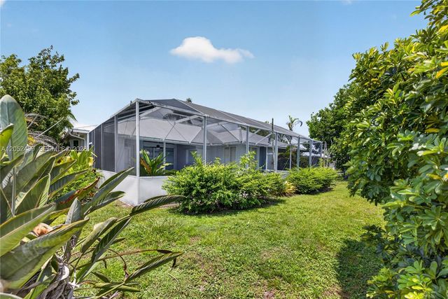 169 SE Whitmore Dr, Port St. Lucie, FL 34984