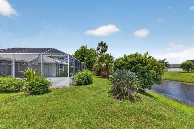 169 SE Whitmore Dr, Port St. Lucie, FL 34984