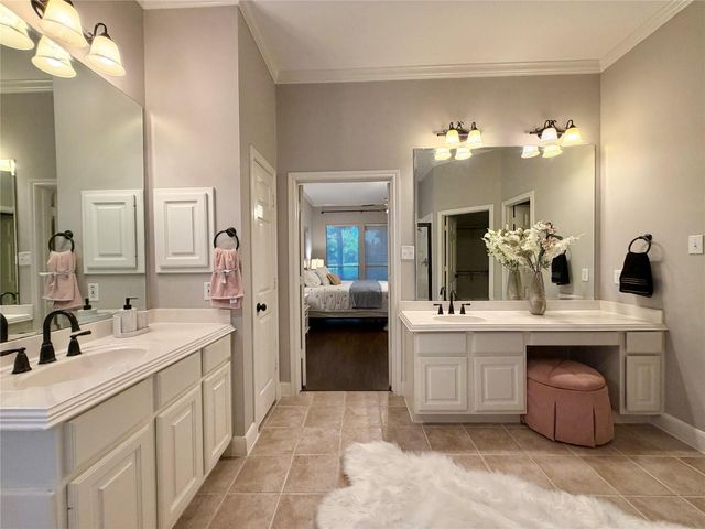 24527 Bay Hill Boulevard, Katy, TX 77494