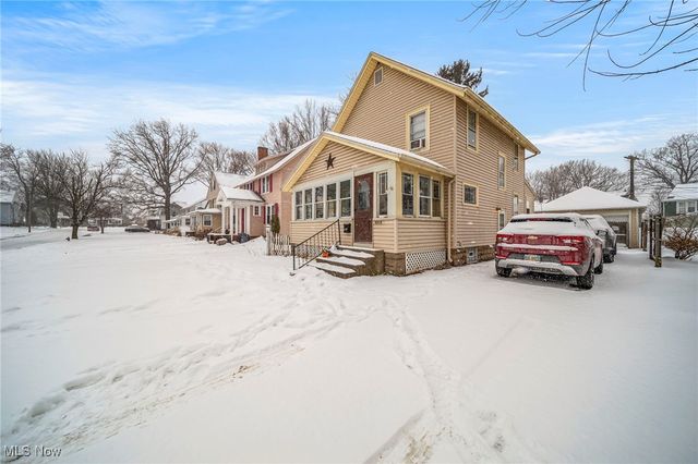 4303 Birchwood Avenue, Ashtabula, OH 44004