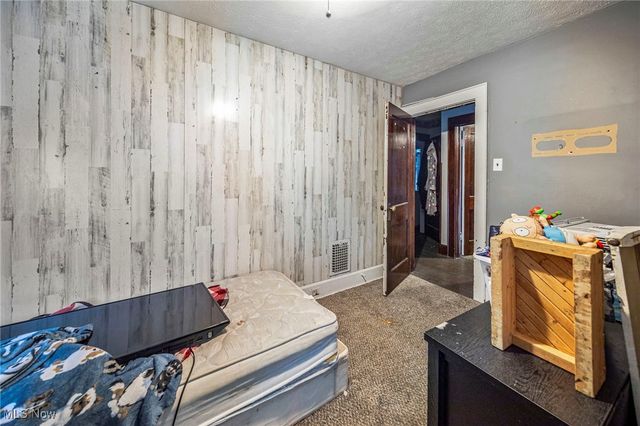 4303 Birchwood Avenue, Ashtabula, OH 44004