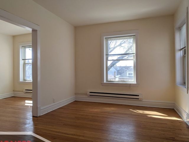 2915 W George Street 2, Chicago, IL 60618