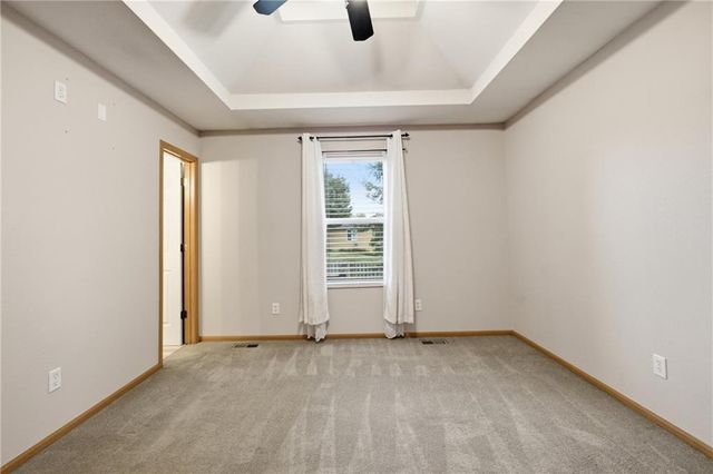11421 N Kentucky Avenue, Kansas City, MO 64157
