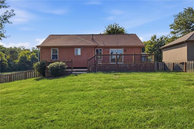 11421 N Kentucky Avenue, Kansas City, MO 64157