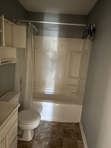 716 N Cedar St, Winchester, TN 37398