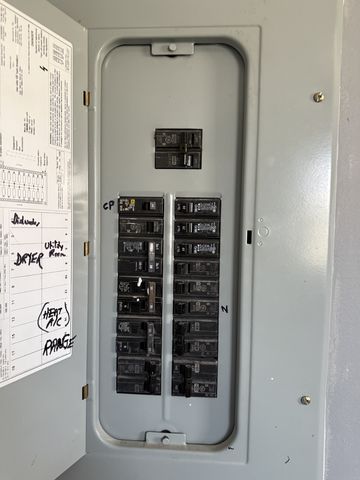 716 N Cedar St, Winchester, TN 37398