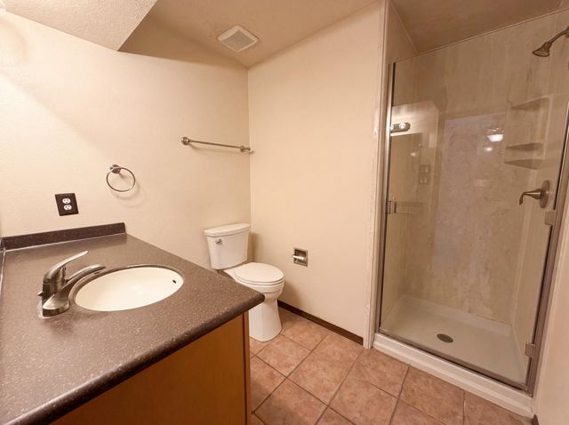 8804 Pony Express Trail NE, Albuquerque, NM 87109