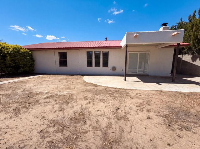 8804 Pony Express Trail NE, Albuquerque, NM 87109