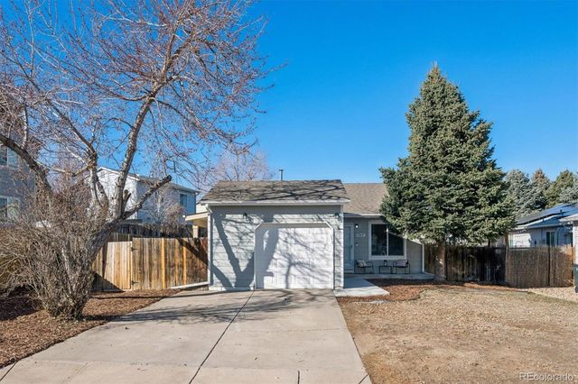 17411 E Layton Drive, Aurora, CO 80015