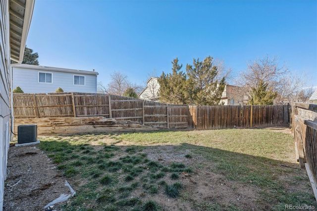 17411 E Layton Drive, Aurora, CO 80015
