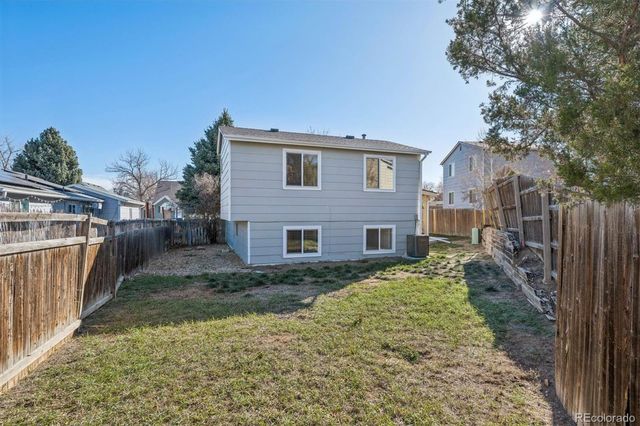17411 E Layton Drive, Aurora, CO 80015