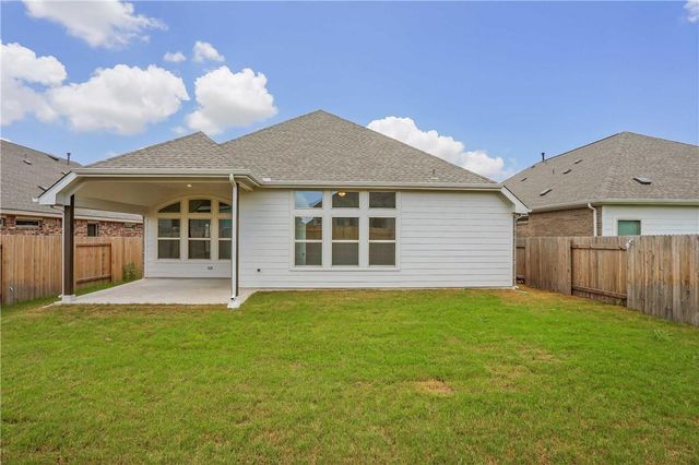 335 Spinnaker LOOP, Kyle, TX 78640