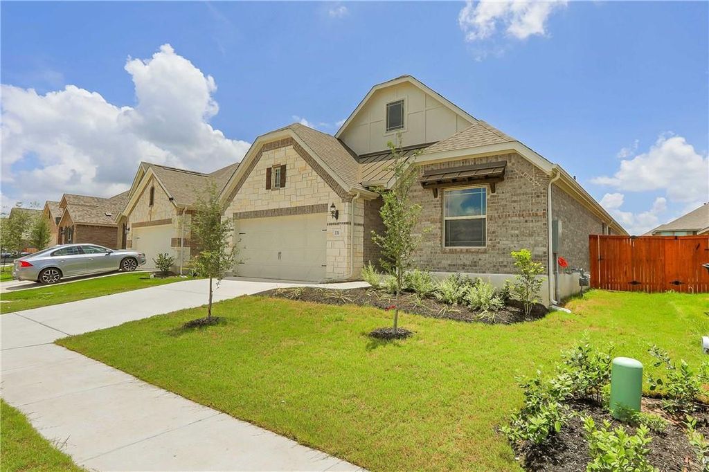 335 Spinnaker LOOP, Kyle, TX 78640