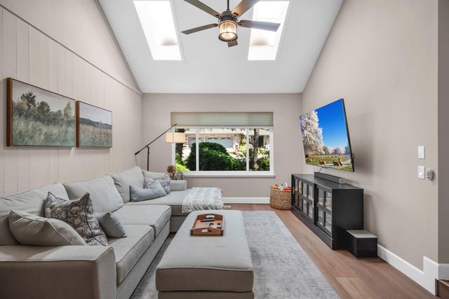 8707 Gaines Ave, Orangevale, CA 95662