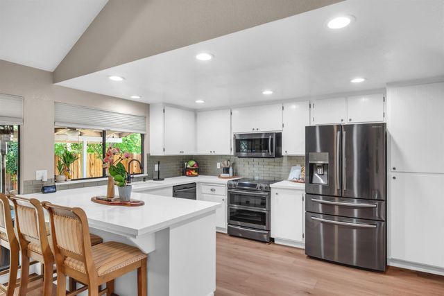 8707 Gaines Ave, Orangevale, CA 95662