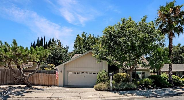 8707 Gaines Ave, Orangevale, CA 95662