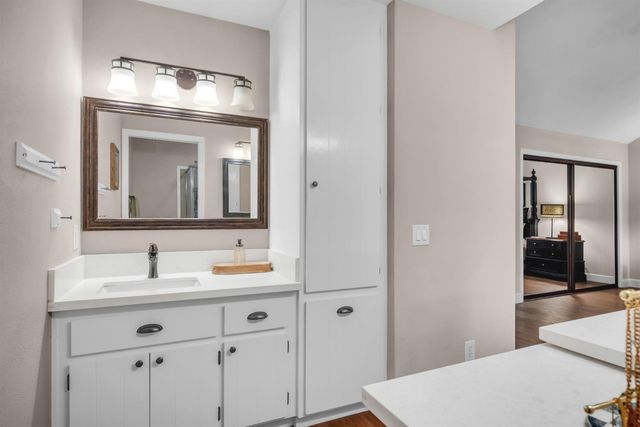 8707 Gaines Ave, Orangevale, CA 95662
