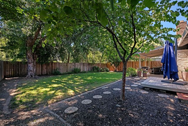 8707 Gaines Ave, Orangevale, CA 95662