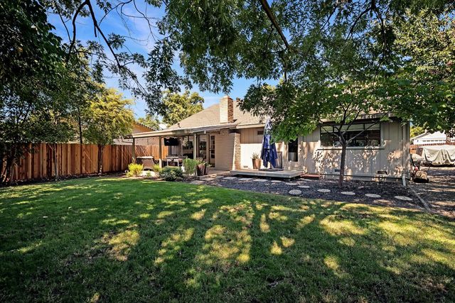 8707 Gaines Ave, Orangevale, CA 95662