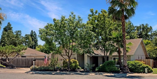 8707 Gaines Ave, Orangevale, CA 95662