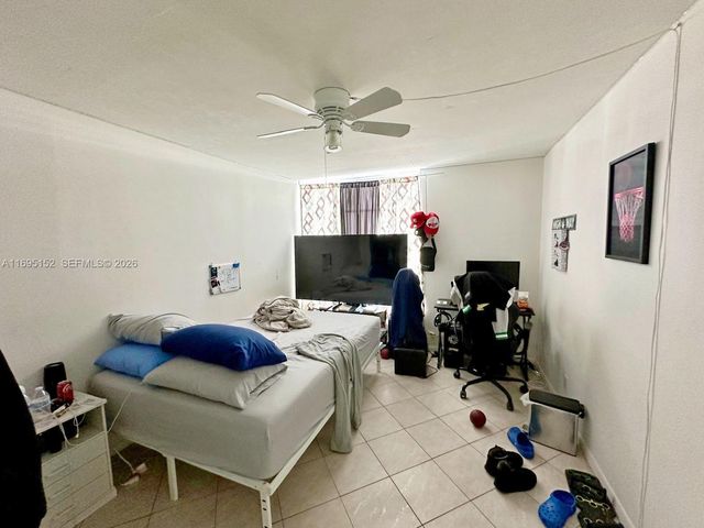 3800 S Ocean Dr 305, Hollywood, FL 33019