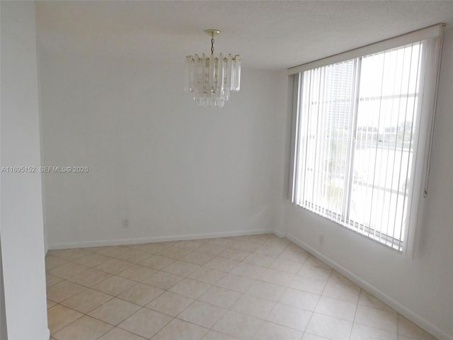 3800 S Ocean Dr 305, Hollywood, FL 33019