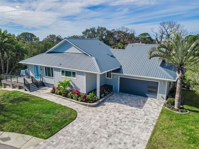 1014 TEAL POINTE, Tarpon Springs, FL 34689