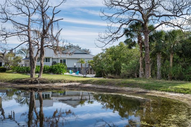 1014 TEAL POINTE, Tarpon Springs, FL 34689