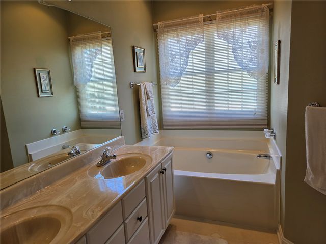6005 MARBLE LN. Lane, Fairview, PA 16415