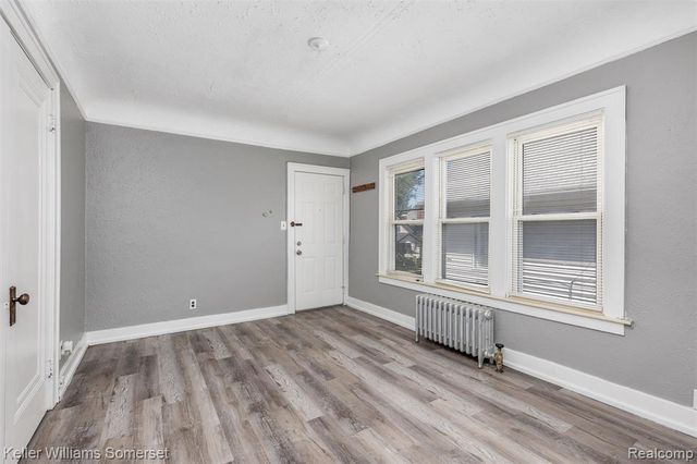 20 Thorpe Street, Pontiac, MI 48341