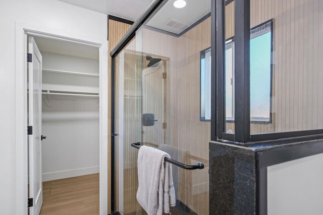 6606 Candlewood Cir, Riverbank, CA 95367