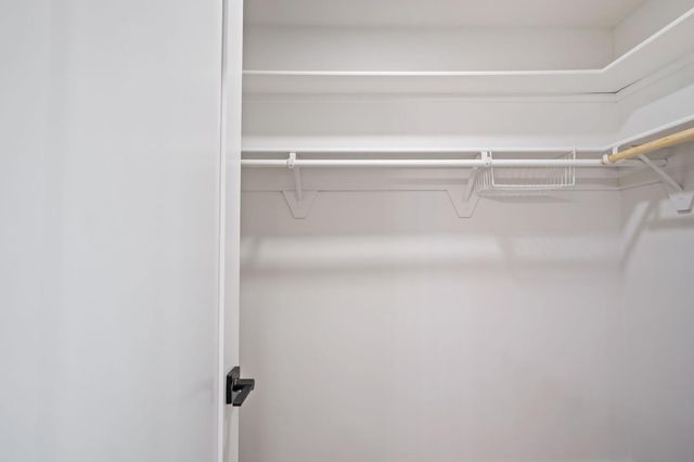 6606 Candlewood Cir, Riverbank, CA 95367