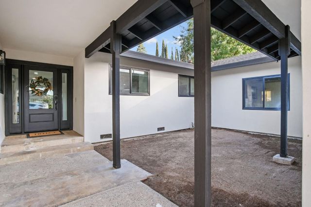 6606 Candlewood Cir, Riverbank, CA 95367