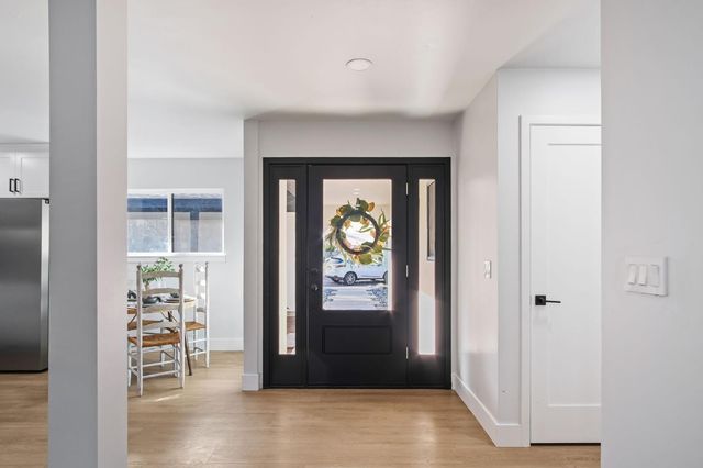 6606 Candlewood Cir, Riverbank, CA 95367