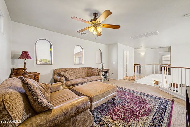 946 W GASCON Road, San Tan Valley, AZ 85143