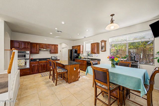 946 W GASCON Road, San Tan Valley, AZ 85143
