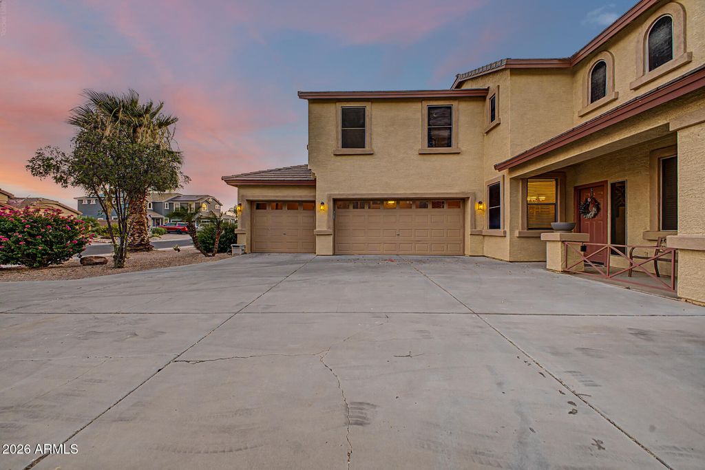946 W GASCON Road, San Tan Valley, AZ 85143 — photo 2