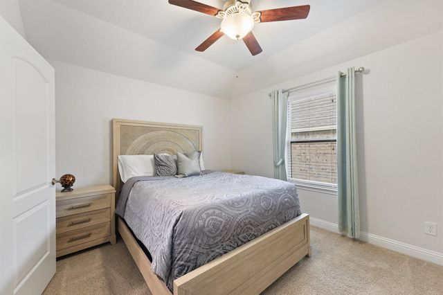 6 Inland Prairie Drive, Tomball, TX 77375