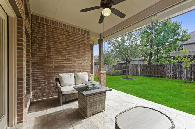 6 Inland Prairie Drive, Tomball, TX 77375