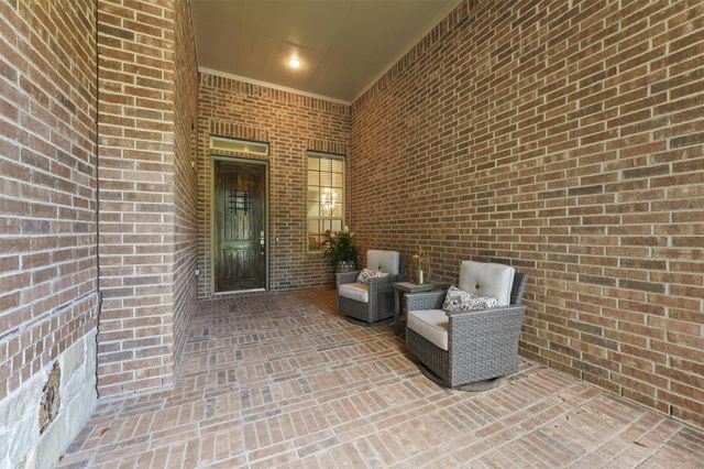 6 Inland Prairie Drive, Tomball, TX 77375