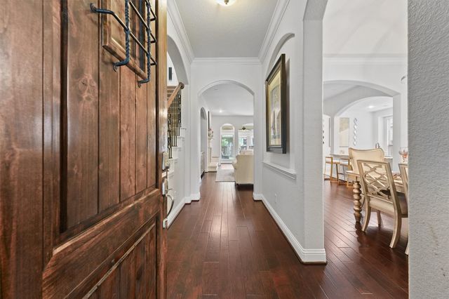 6 Inland Prairie Drive, Tomball, TX 77375